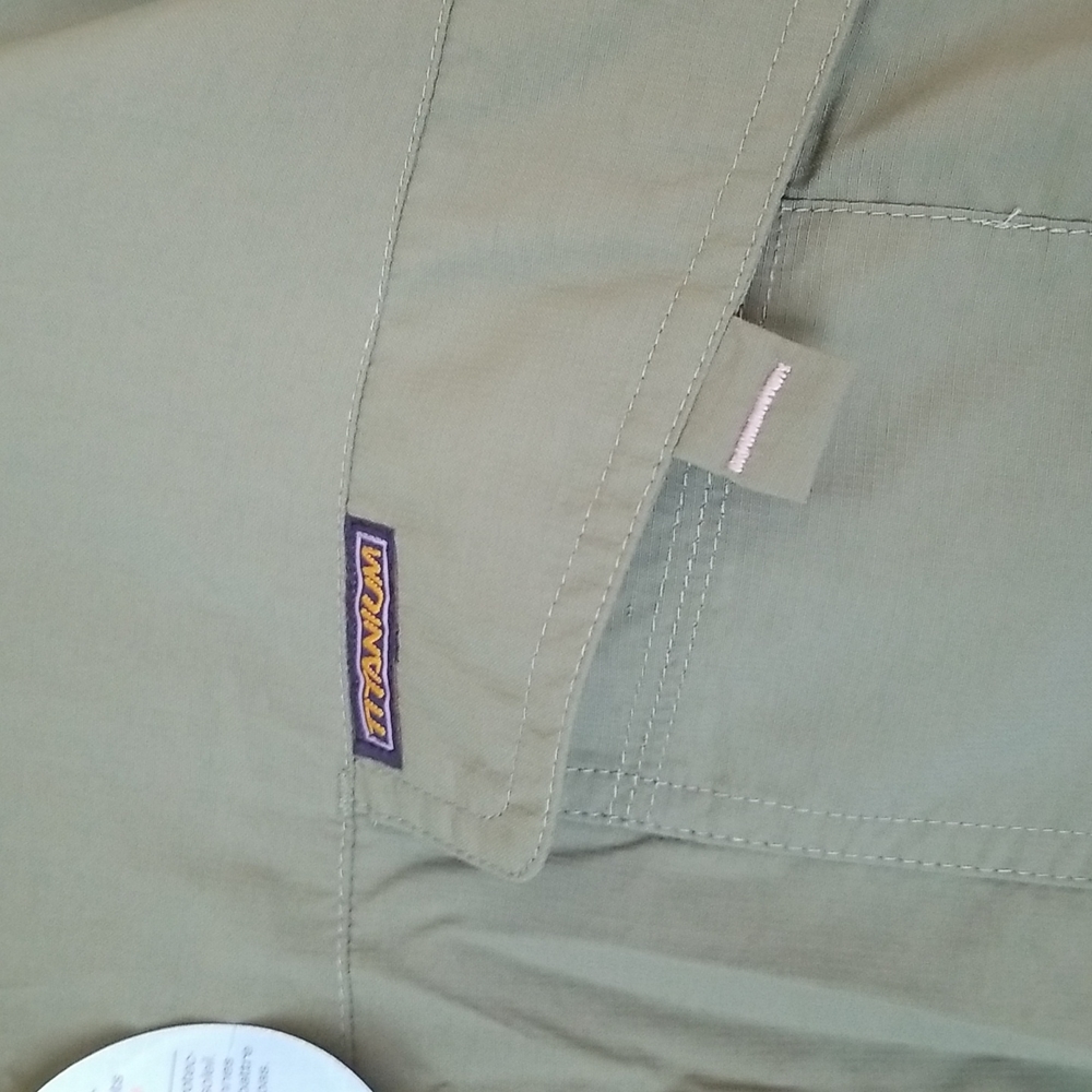 Columbia Men's Titanium button down - Picture 2 of 7